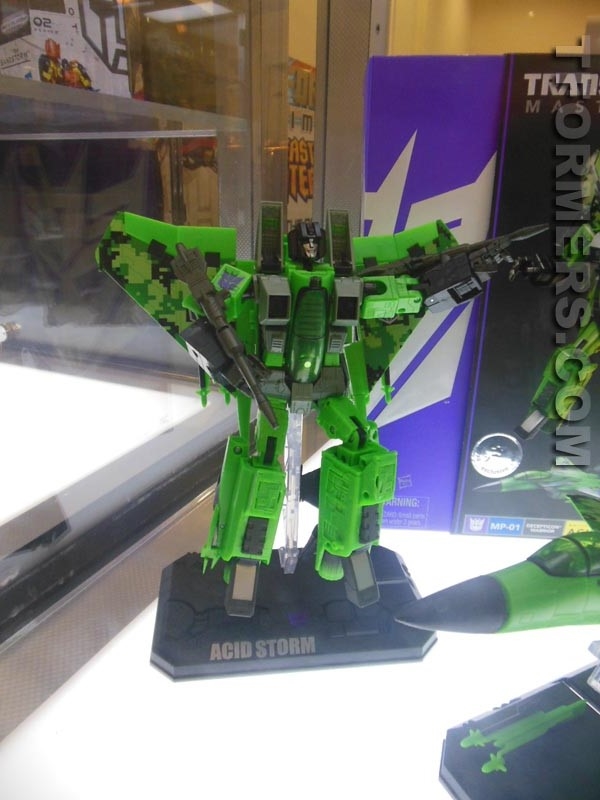 Transformers=botcon 2013 Generatations Prime Paltinum  (201 of 424)